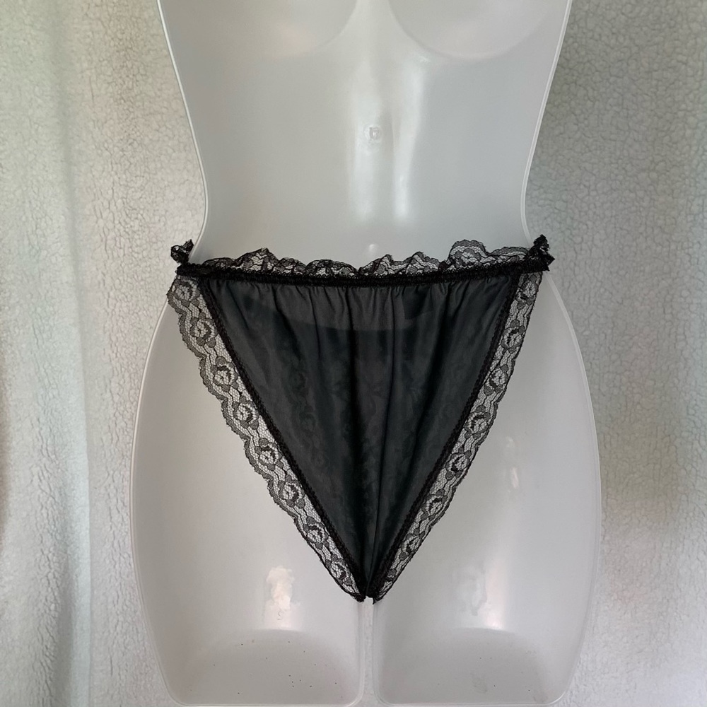Never-worn gorgeous pristine ‘80s black lace & nylon bikini panties - Picture 2 of 4